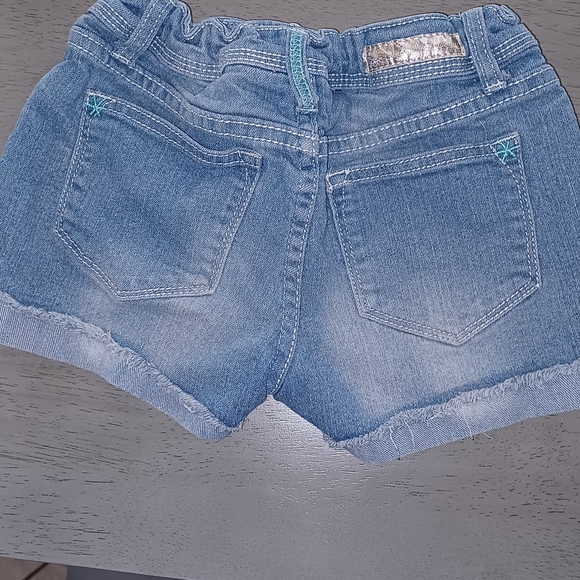 Girls Tommy Bahama Denim Shorts - Picture 2 of 4